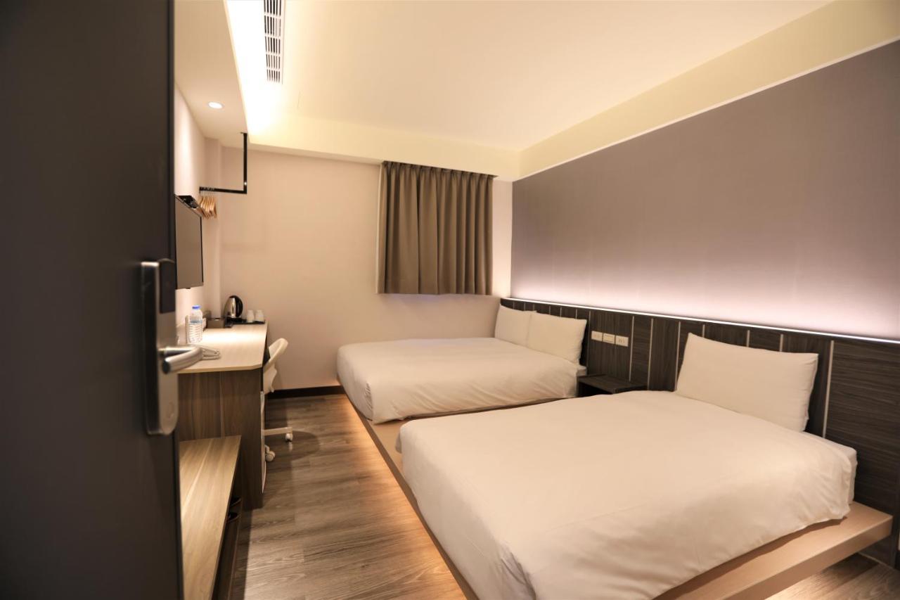 Chair Man Hotel Tajpej Zewnętrze zdjęcie