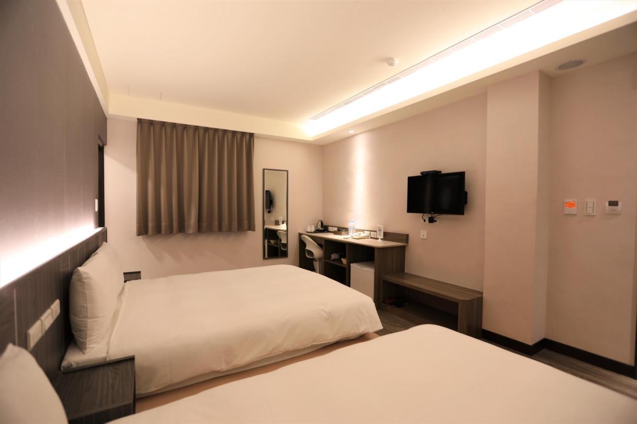 Chair Man Hotel Tajpej Zewnętrze zdjęcie