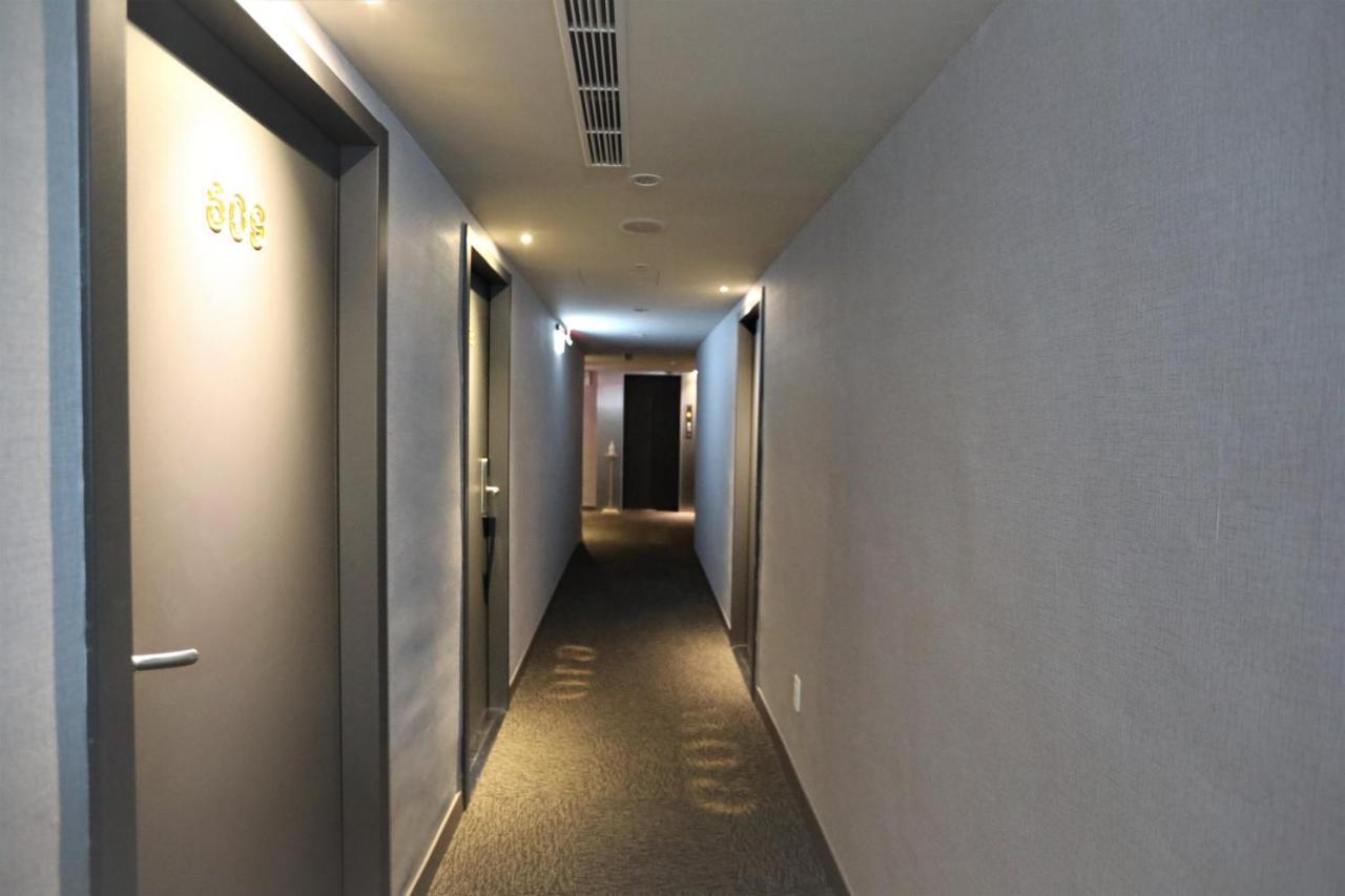 Chair Man Hotel Tajpej Zewnętrze zdjęcie